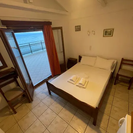 Delfinia Studios Platanias  Extérieur photo